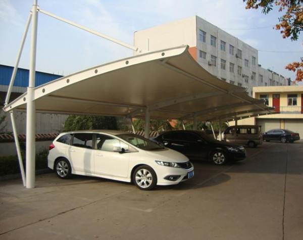 膜結構車棚外部噪聲的隔離方法