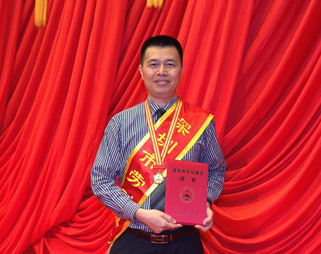 勞動創造幸福！全國勞動模范劉中華：設計“鳥巢”鋼結構一戰成名！